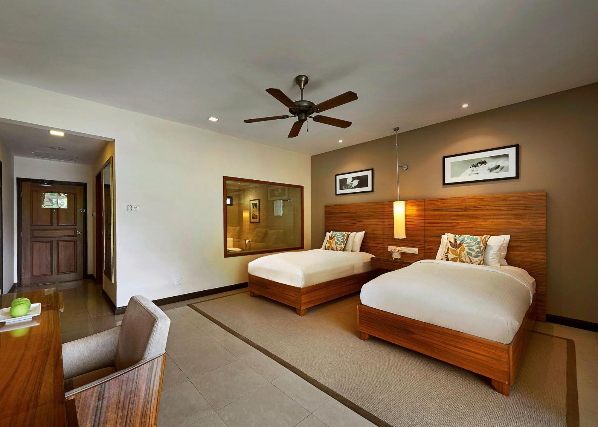 The Taaras Beach & Spa Resort Pulai Redang Exterior foto