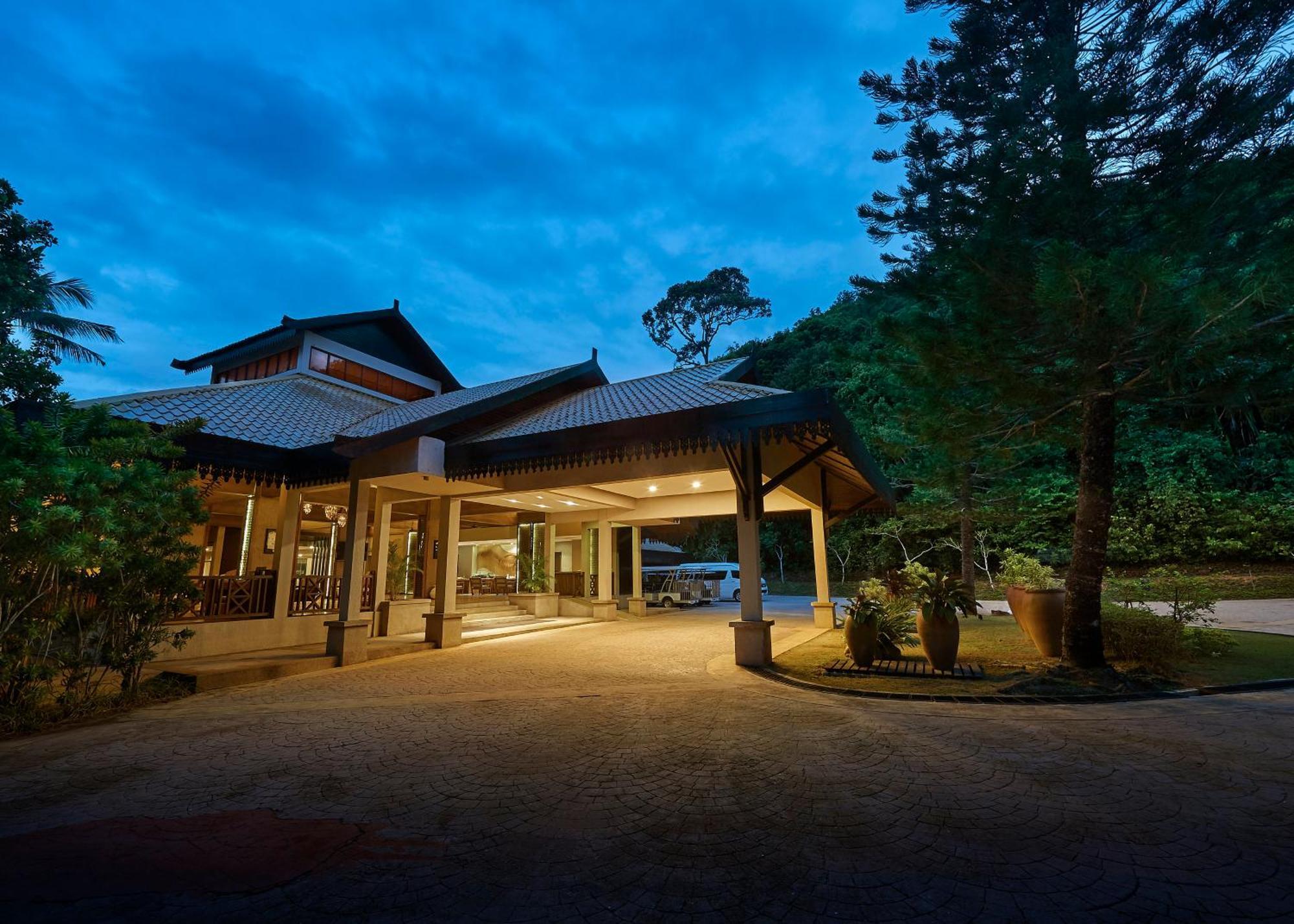The Taaras Beach & Spa Resort Pulai Redang Exterior foto